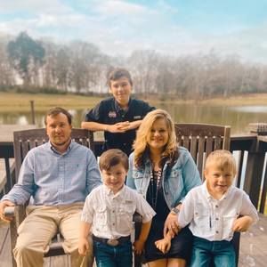 Meet your Posher, Emma